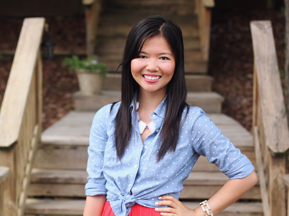 Skirt The Rules Blog; NYC fashion blogger; style blog; 4th of July outfit photo; J.Crew polka dot chambray top; Forever 21 red strapless dress; Banana Republic sparkle stone white statement necklace; J.Crew square pave link bracelet; H&M mirrored aviator sunglasses; Juicy Couture French Basket straw and sequin summer tote bag; Zara basic colorblock heel