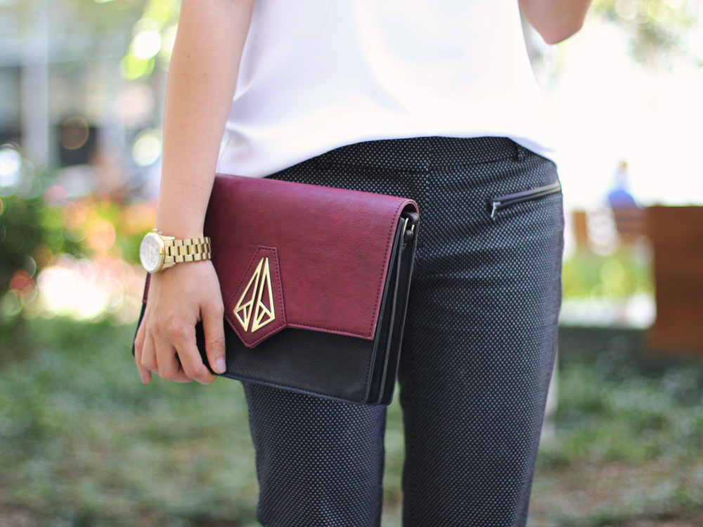 Danielle Nicolle Burgundy & Black Clutch / Crossbody Bag Black and Burgundy Colorblock Clutch