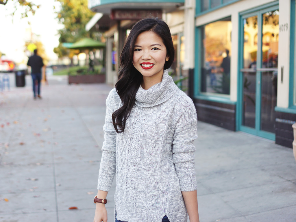 Skirt The Rules / Grey Turtleneck Sweater