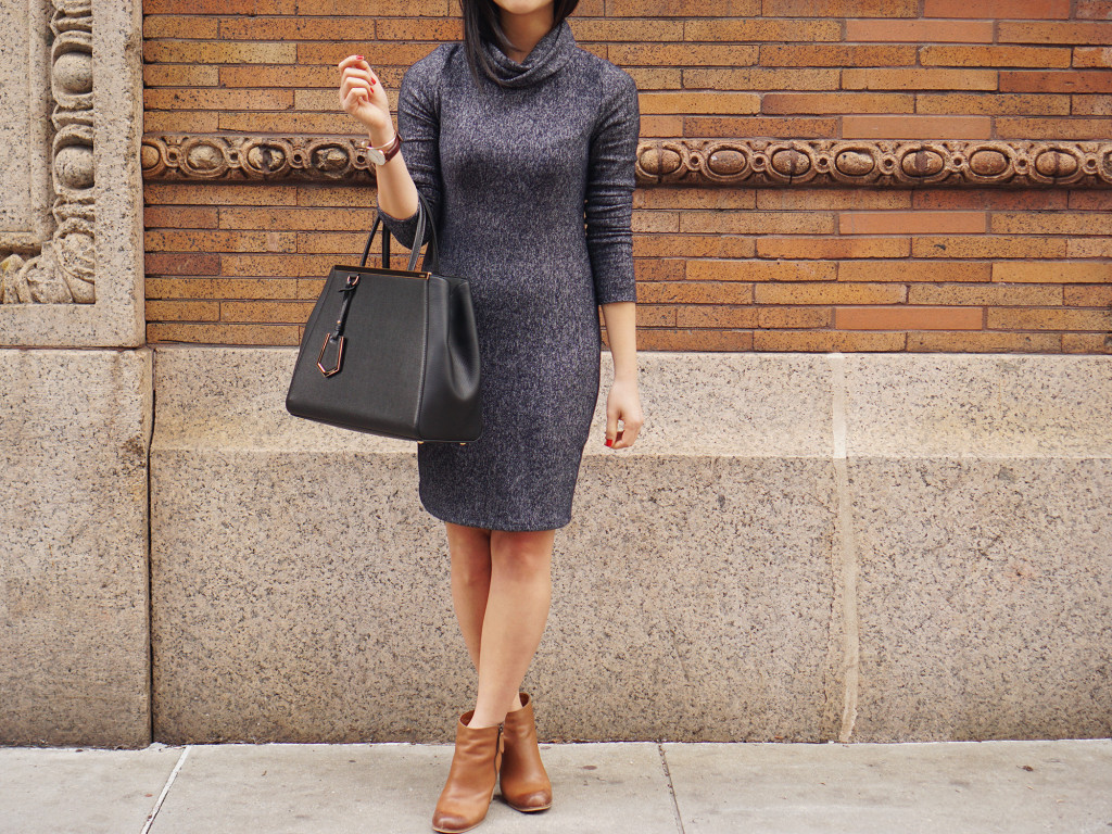 Skirt The Rules / Navy Turtleneck Dress