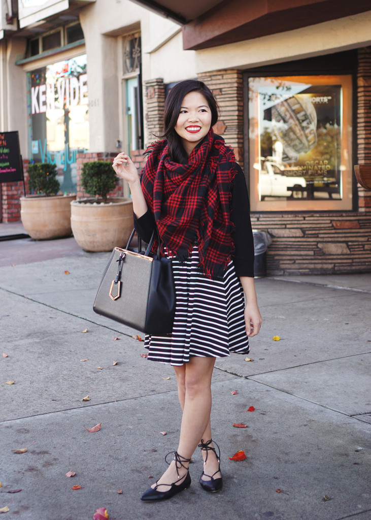Skirt The Rules / Plaid Scarf & Striped Skirt