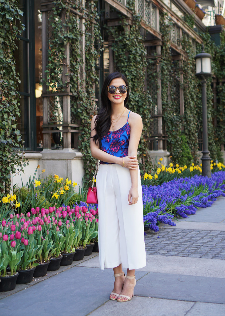Skirt The Rules / Floral Top & White Culottes