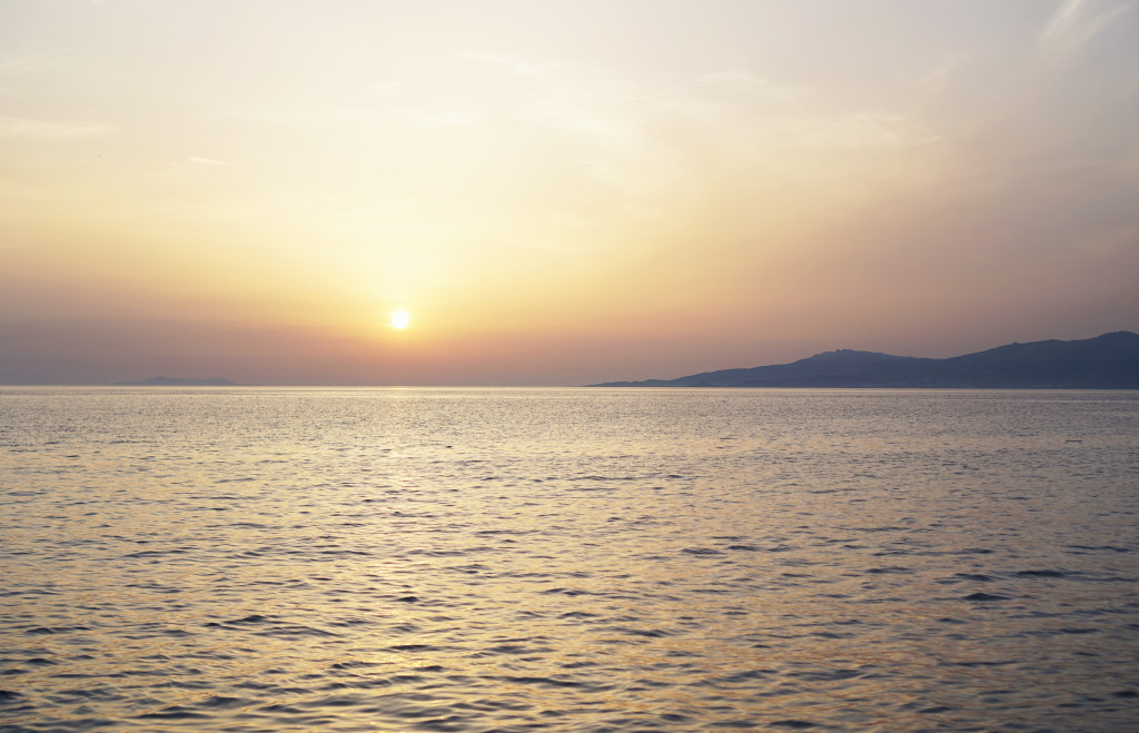 Skirt The Rules / Mykonos, Greece Travel Guide