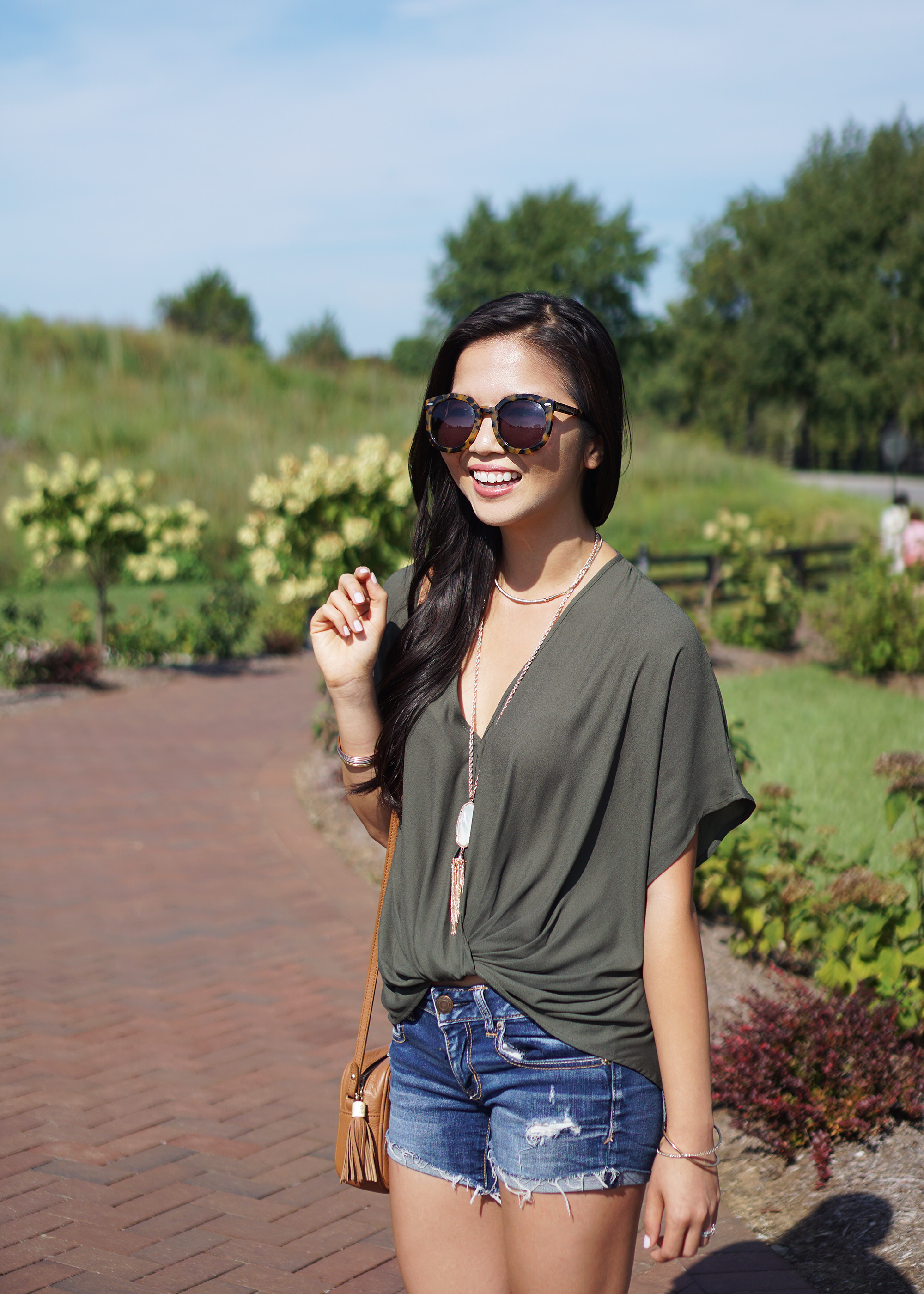 Easy Weekend Outfit / Olive Top & Cuffed Denim Shorts