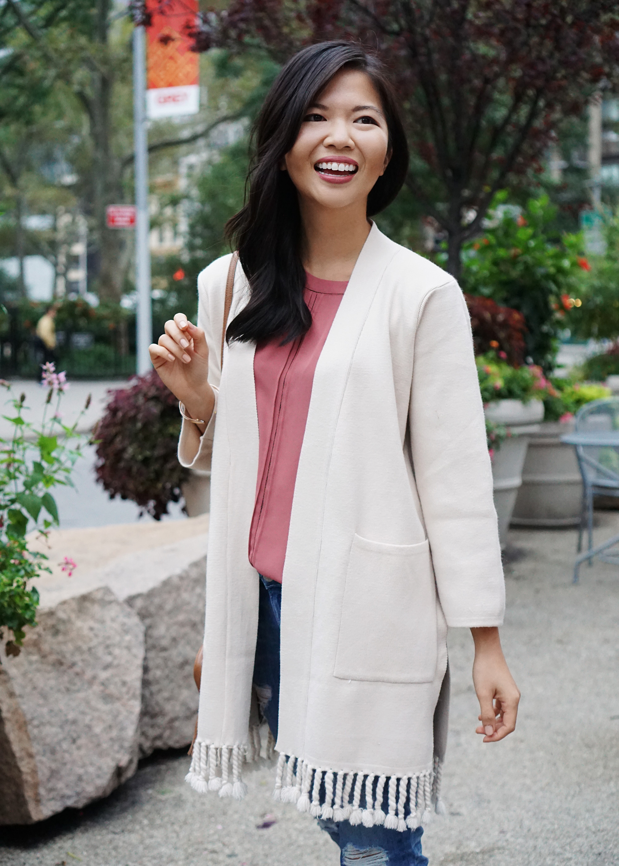 Skirt The Rules / Tassel Trimmed Cardigan