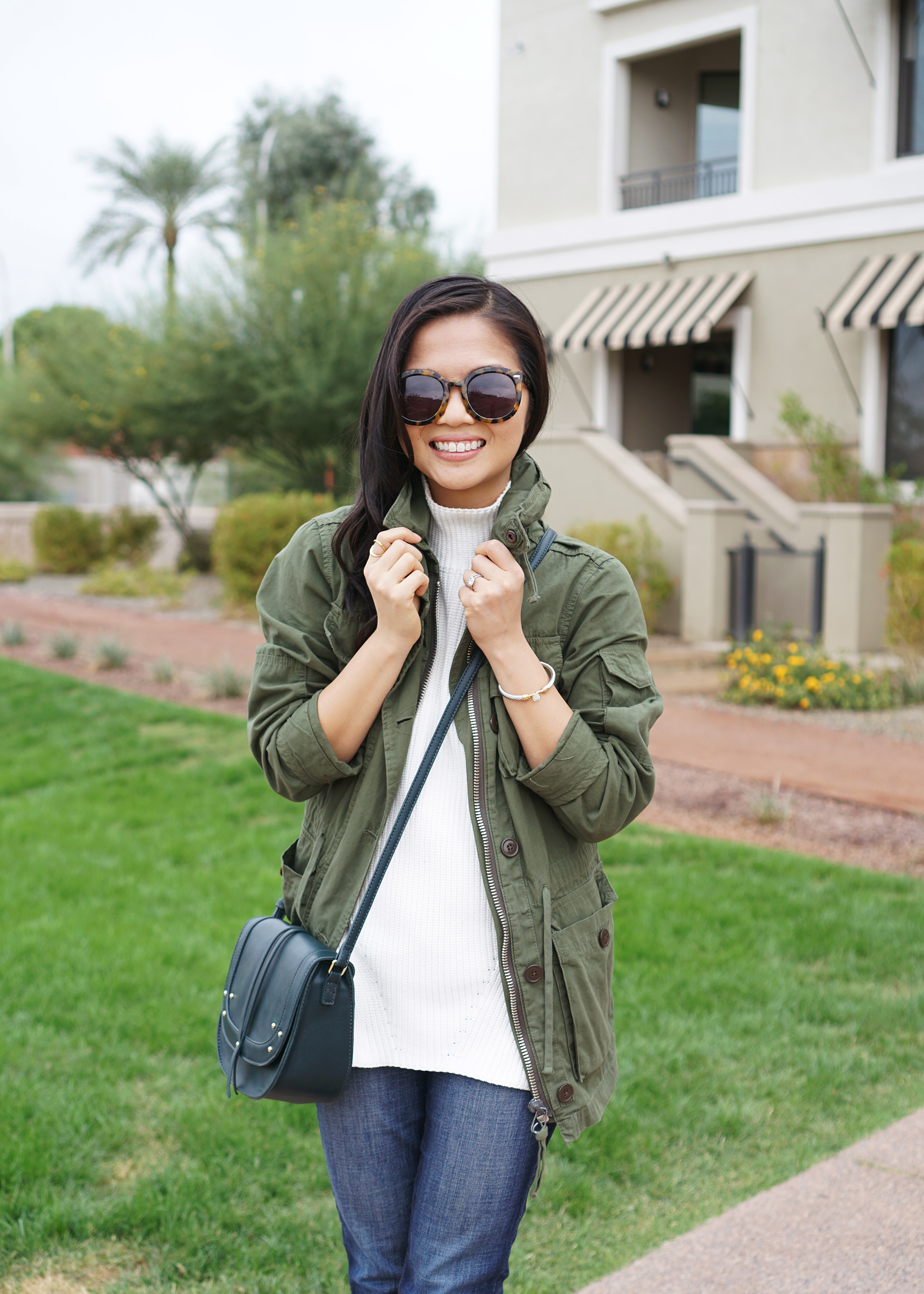 Casual Fall Style / Army Jacket & Skinny Jeans