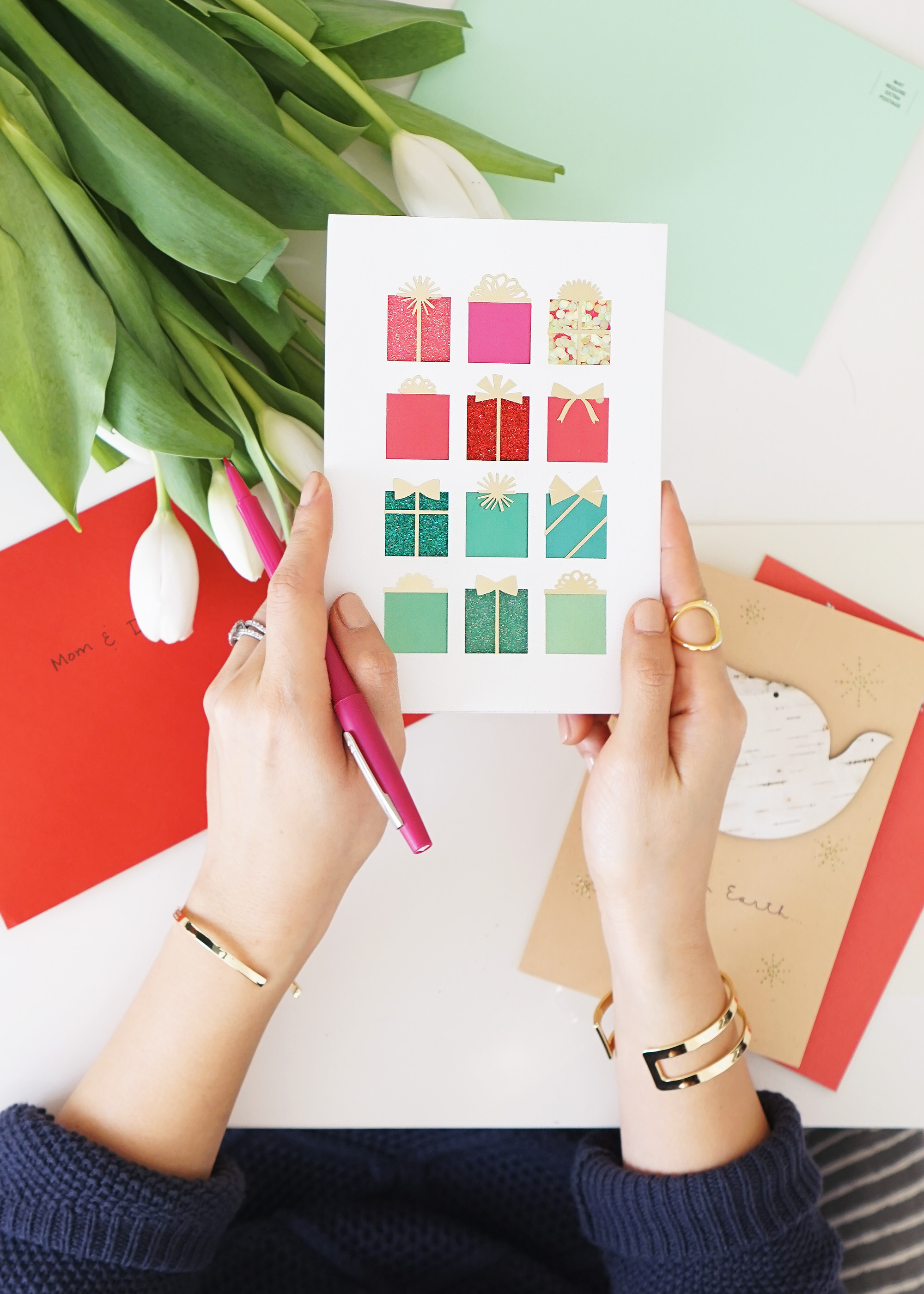 skirt-the-rules-hallmark-signature-holiday-cards-6