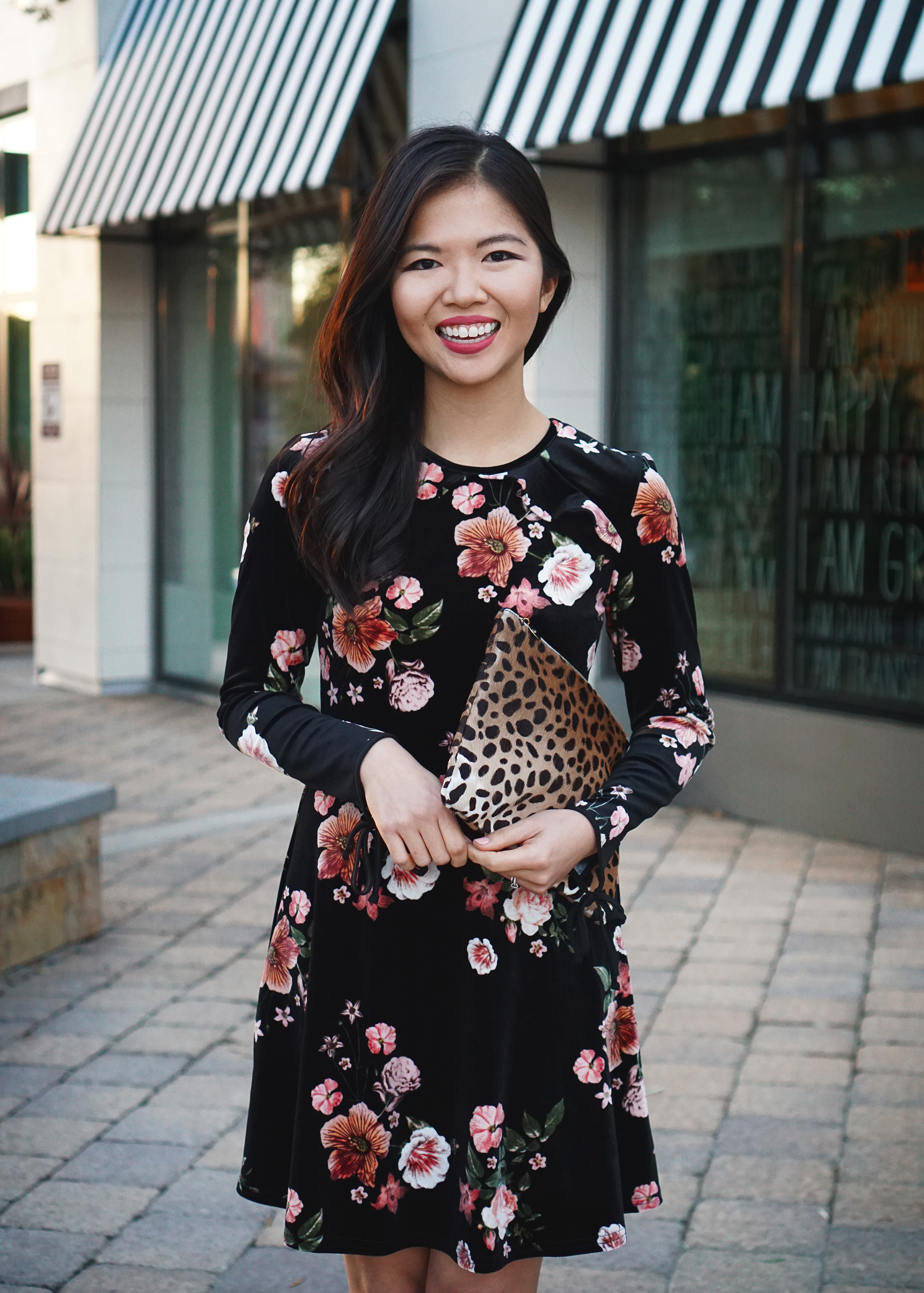 Skirt The Rules / Velvet Floral Dress