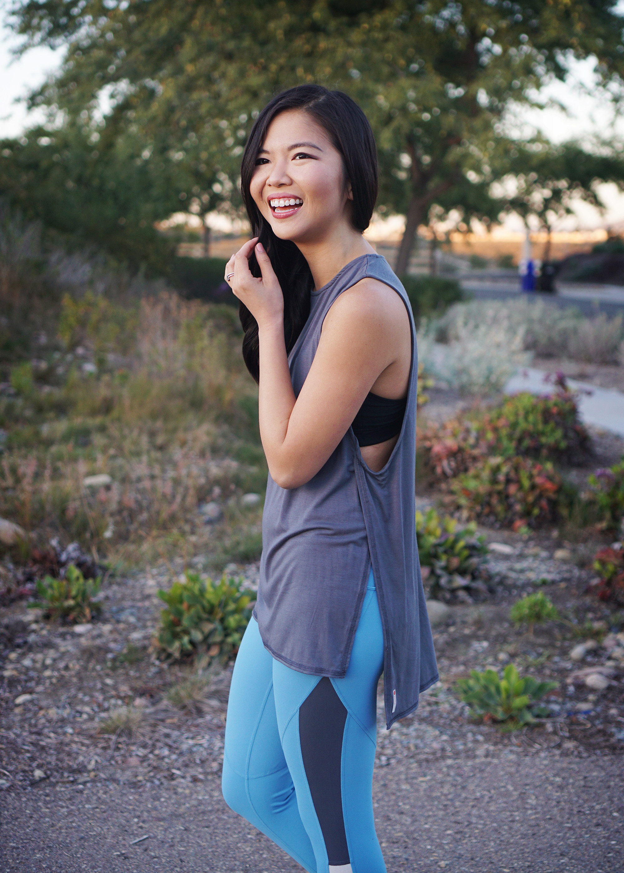 Cute Workout Clothes / Grey Cutout Muscle Tank
