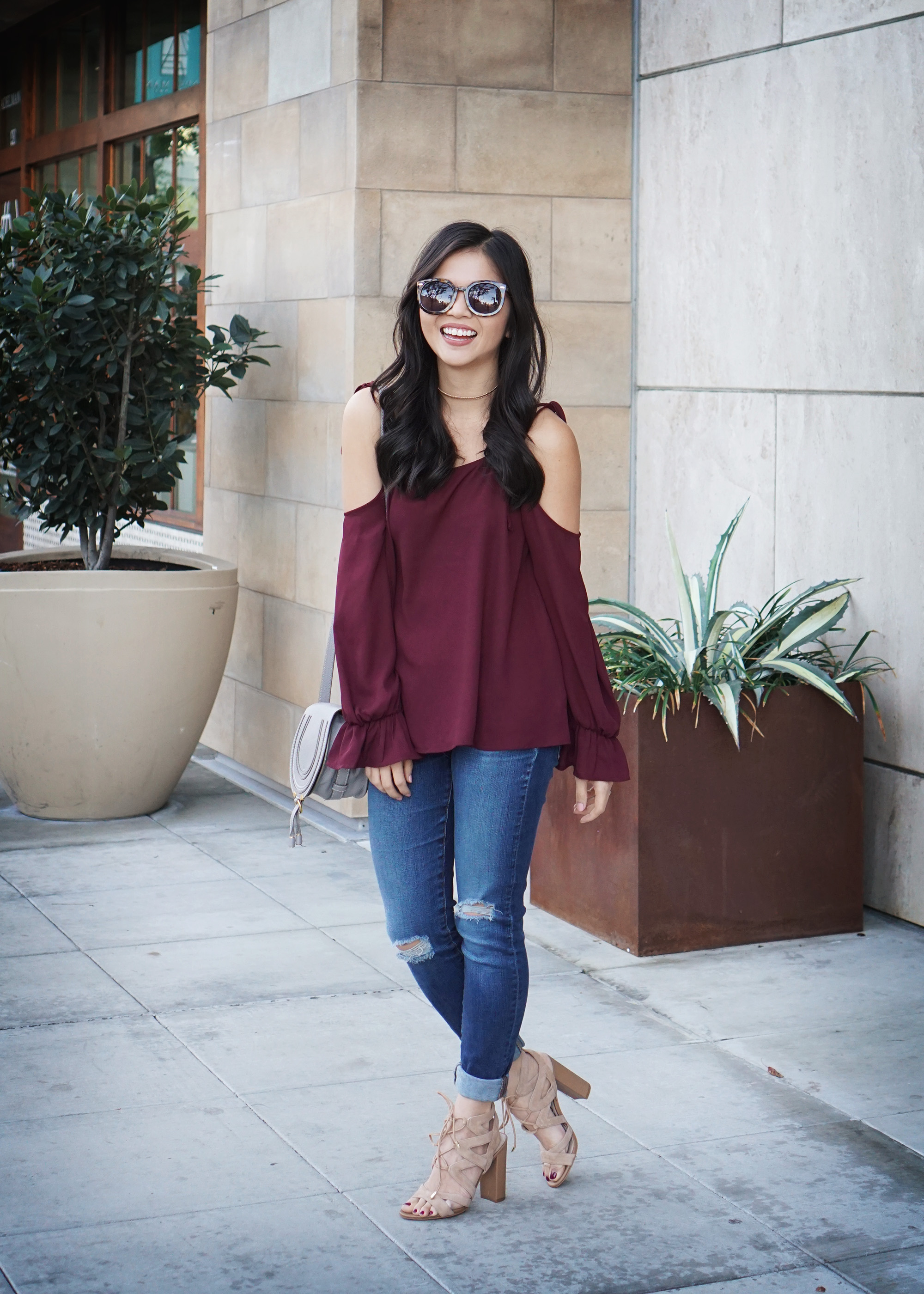 Skirt The Rules / Burgundy Cold Shoulder Top & Skinny Jeans