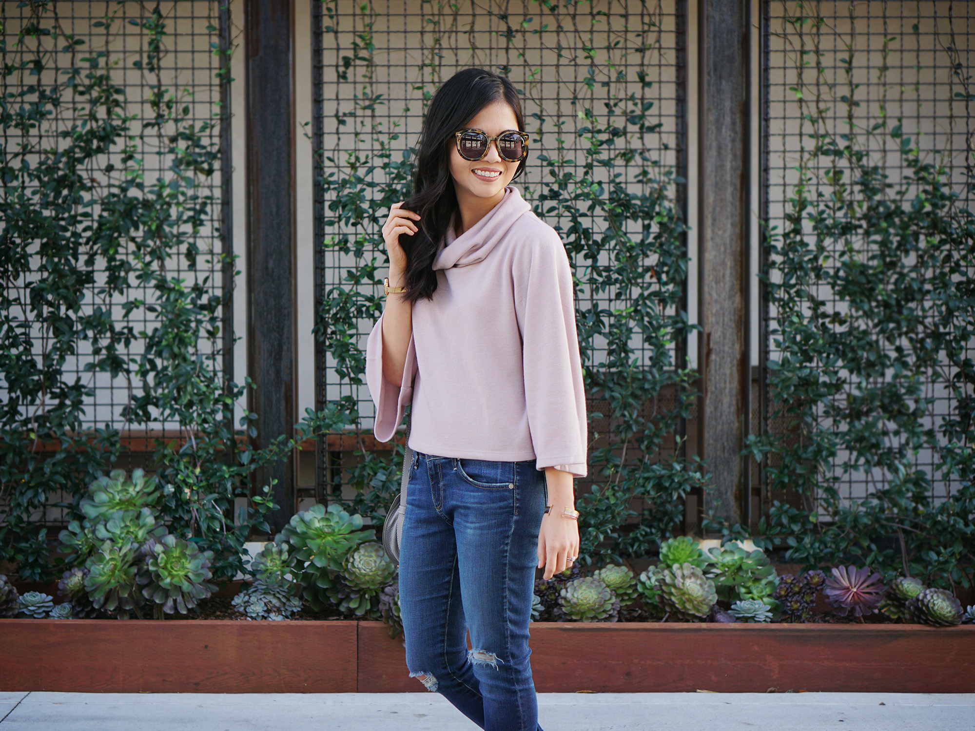 Skirt The Rules / Dusty Pink Bell Sleeve Sweater