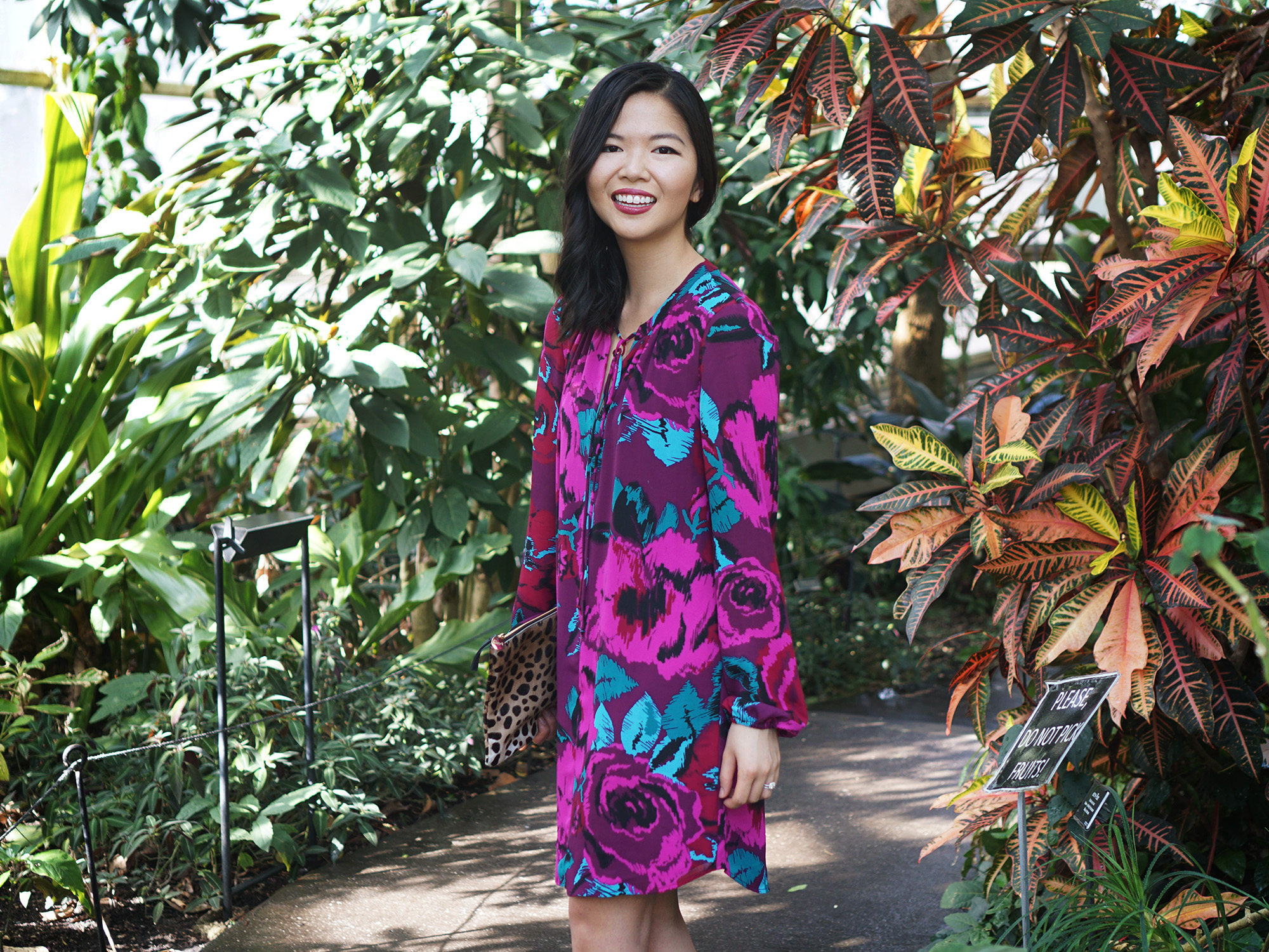 Skirt The Rules / Floral Dress & Leopard Clutch