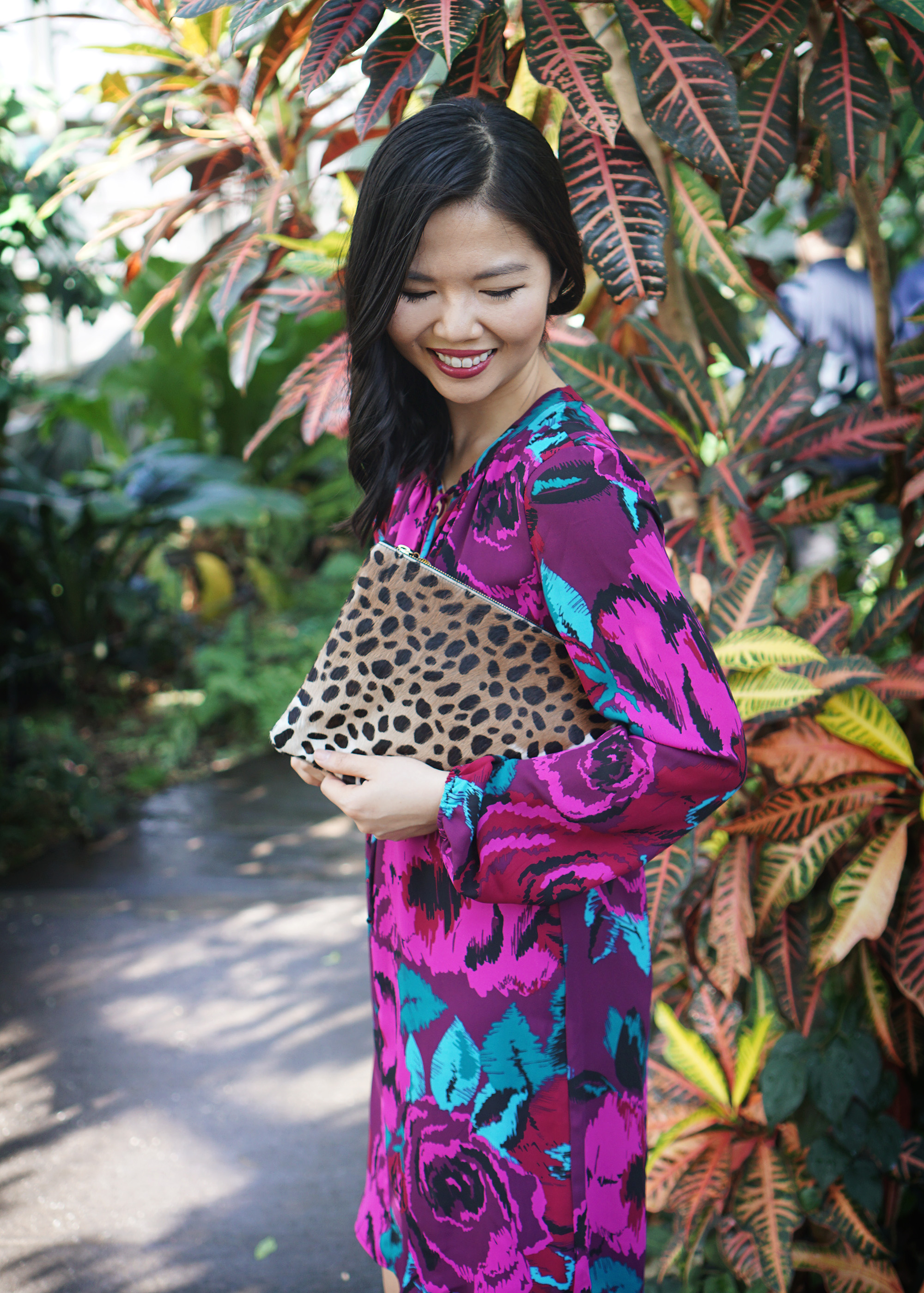 Skirt The Rules / Floral Dress & Leopard Clutch