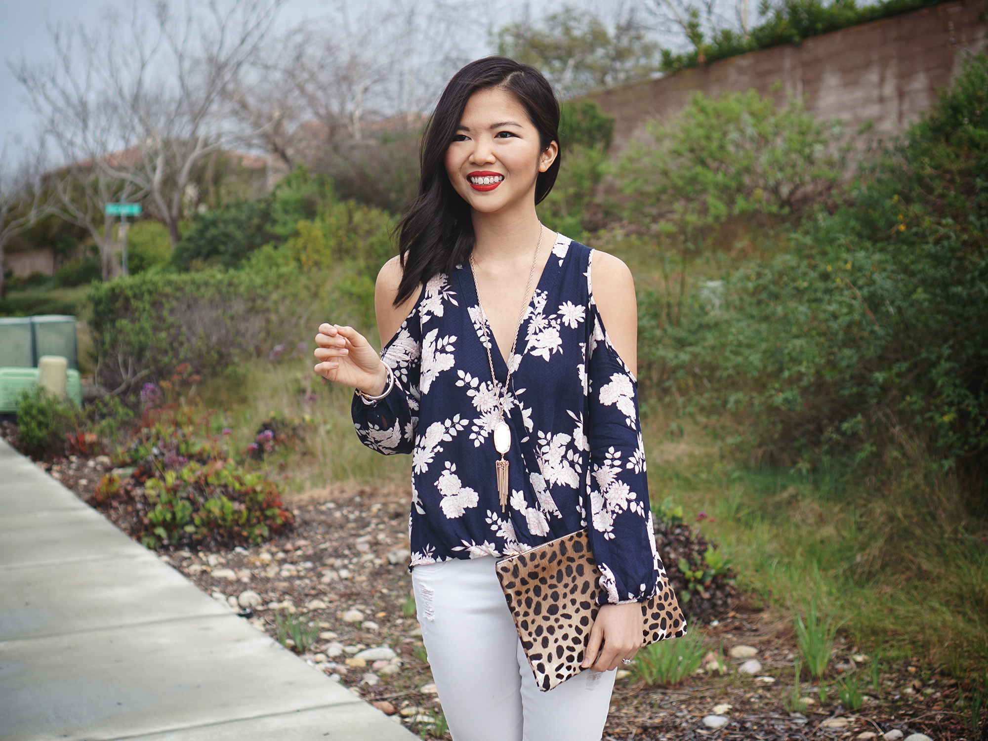 Skirt The Rules / Floral Cold Shoulder Top