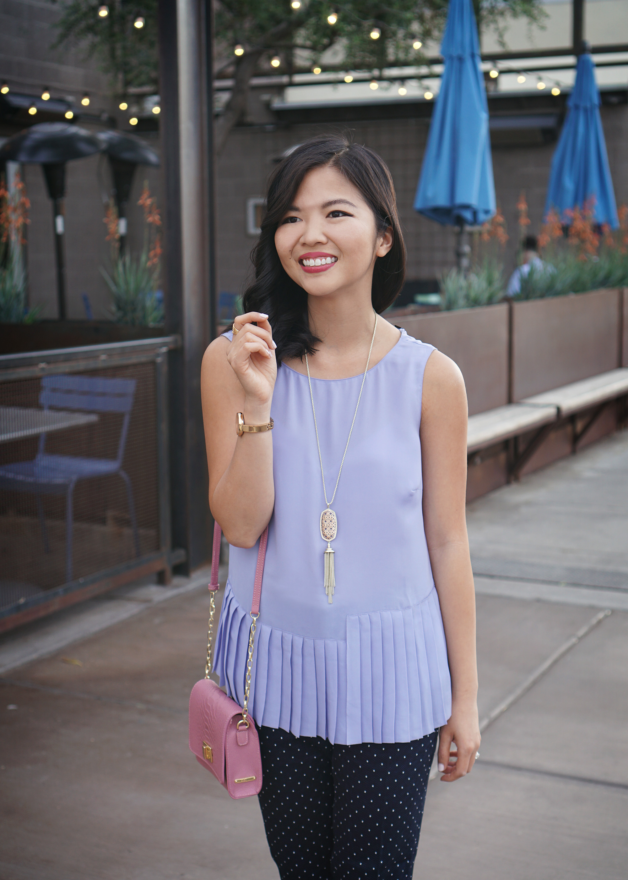 Skirt The Rules / Lavender Pleated Sleeveless Blouse