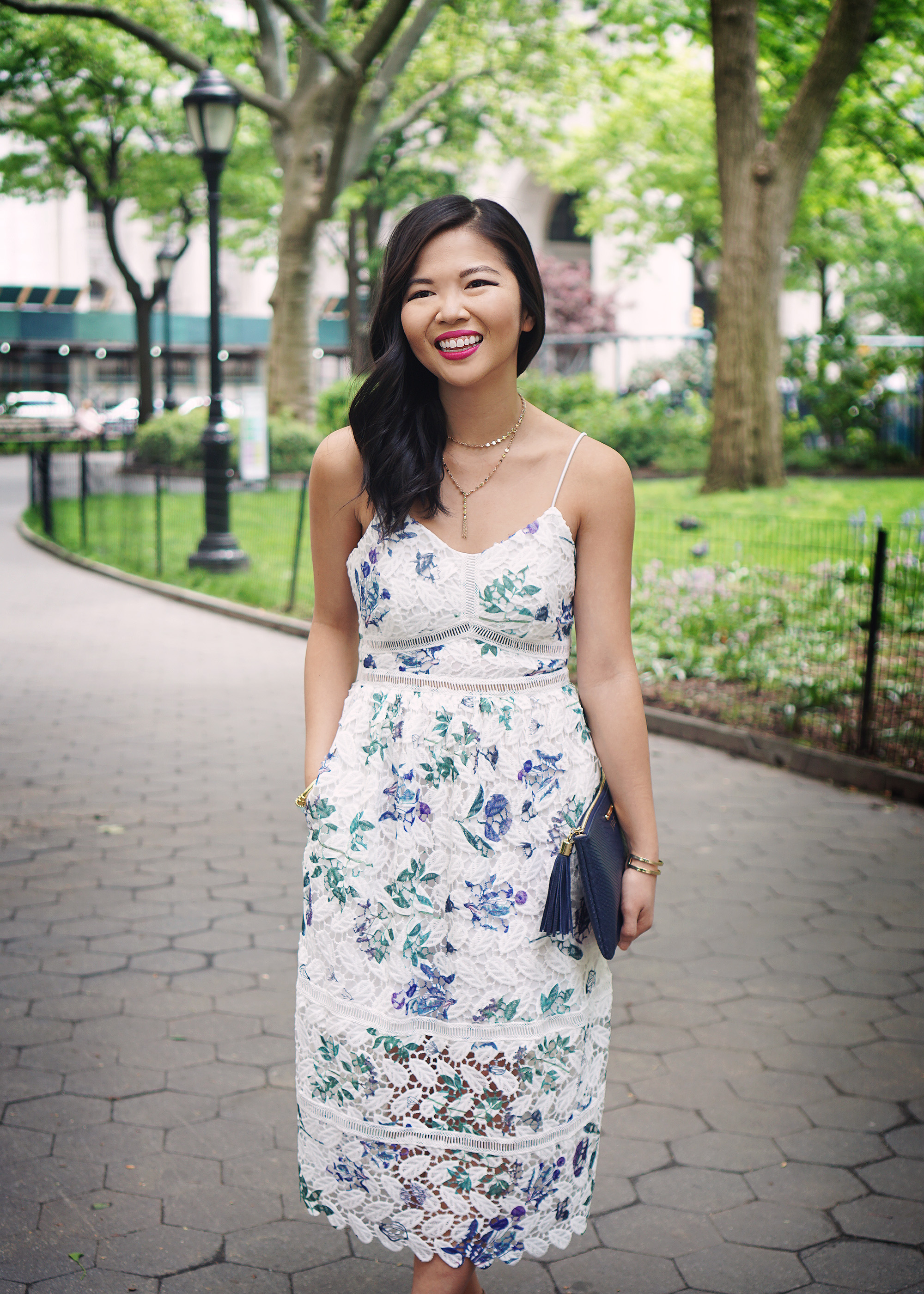 Skirt The Rules / White Floral Lace Midi Dress