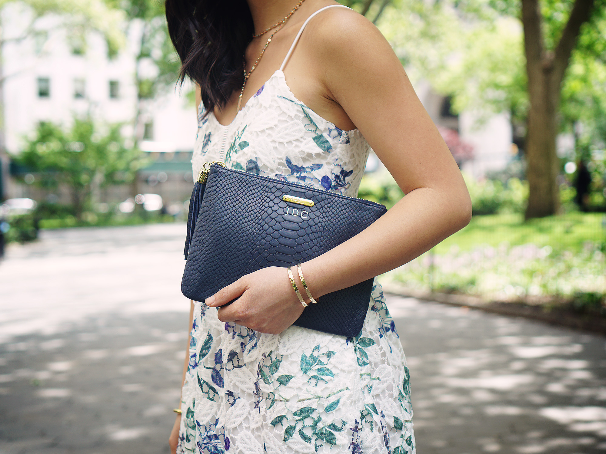 Skirt The Rules / White Floral Lace Midi Dress