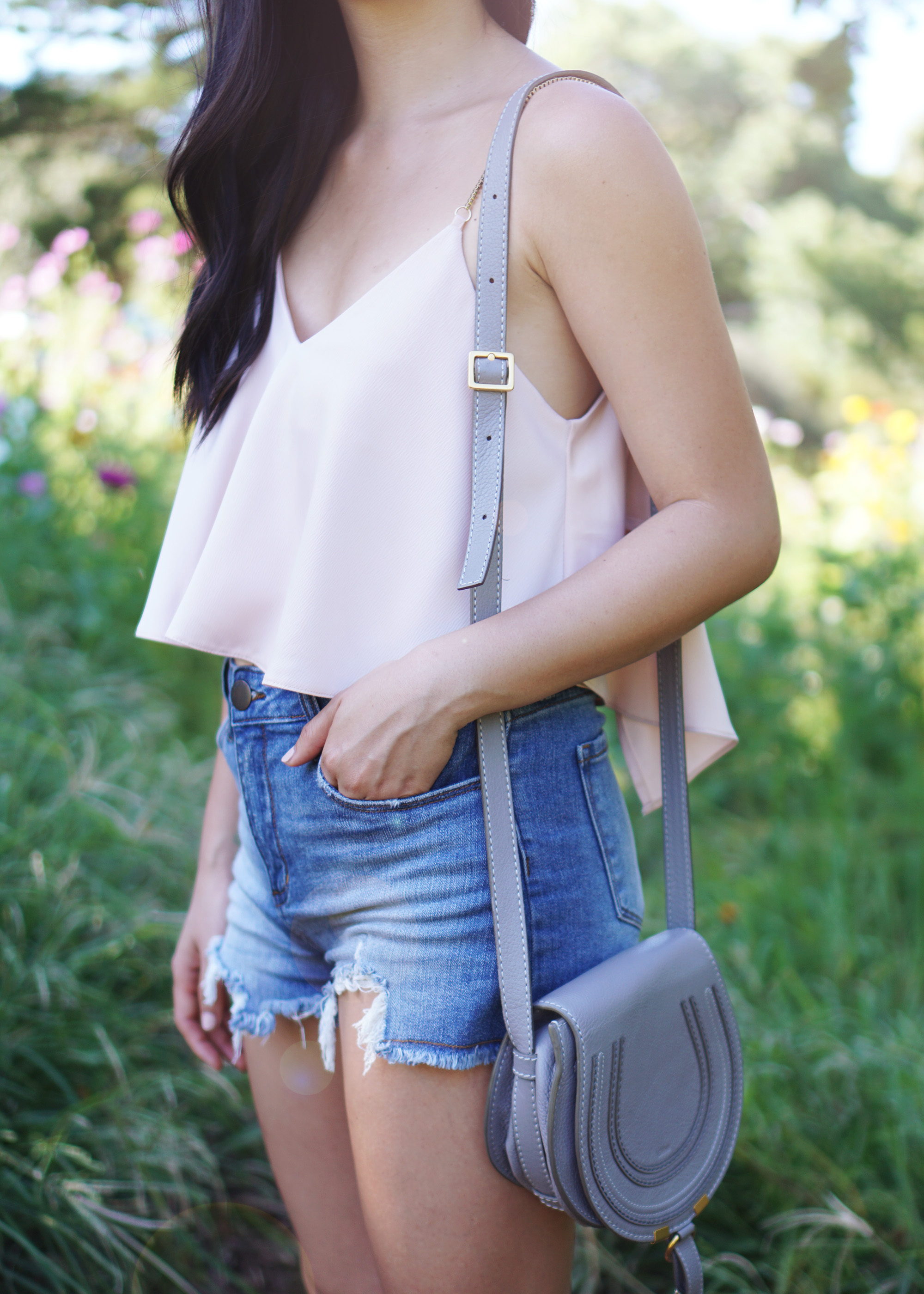Summer Style / Pink Crop Top & High Waisted Denim Shorts