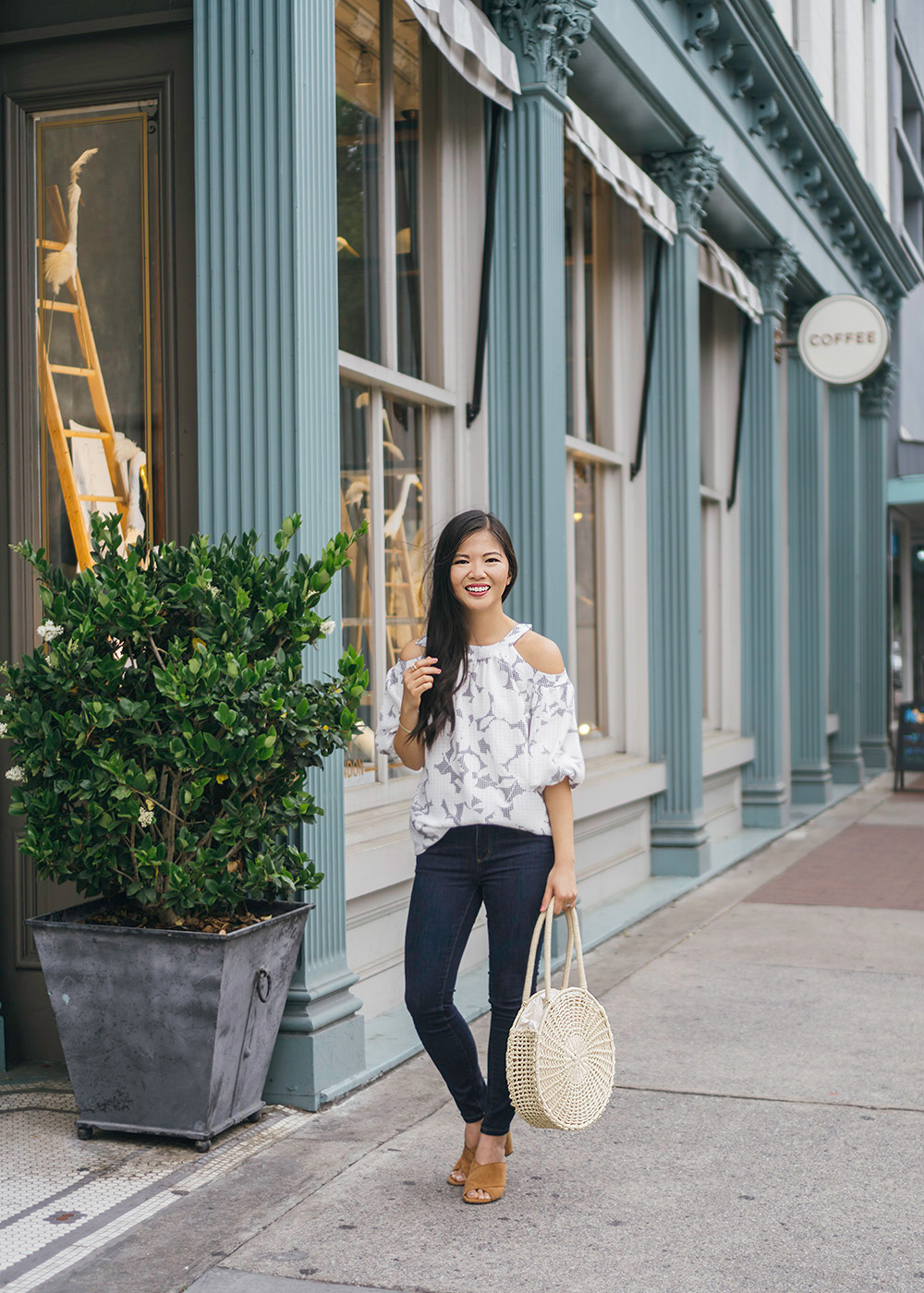 Floral Cold Shoulder Top & Dark Blue Skinny Jeans
