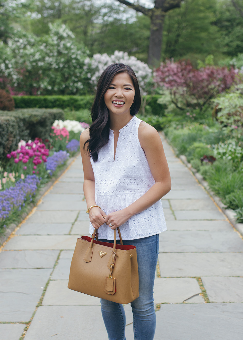Casual Spring Outfit / Eyelet Top & Skinny Jeans