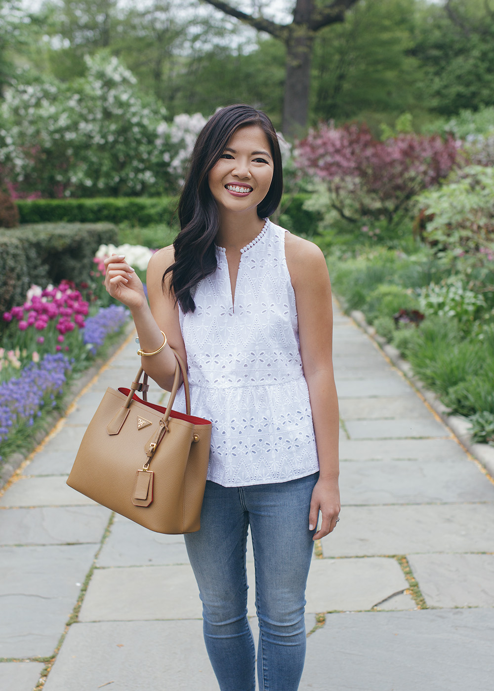 Casual Spring Outfit / Eyelet Top & Skinny Jeans