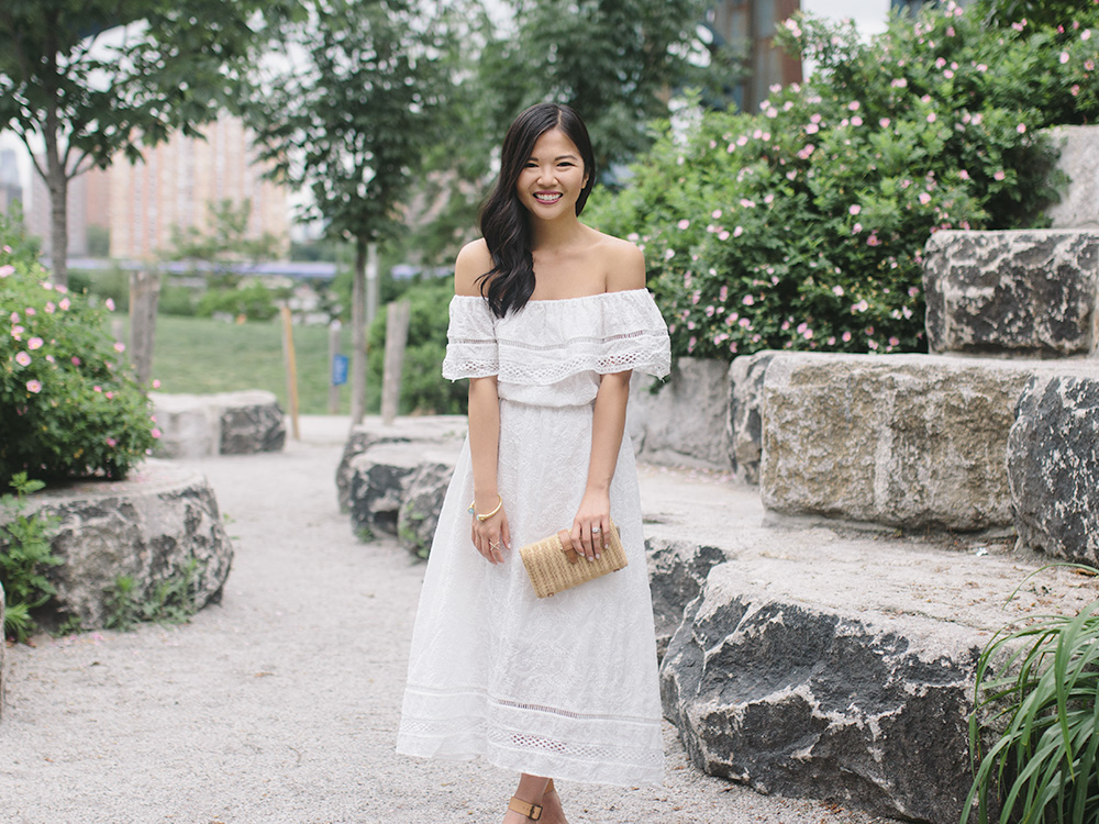 Summer Fashion / White Off the Shoulder Maxi Dress