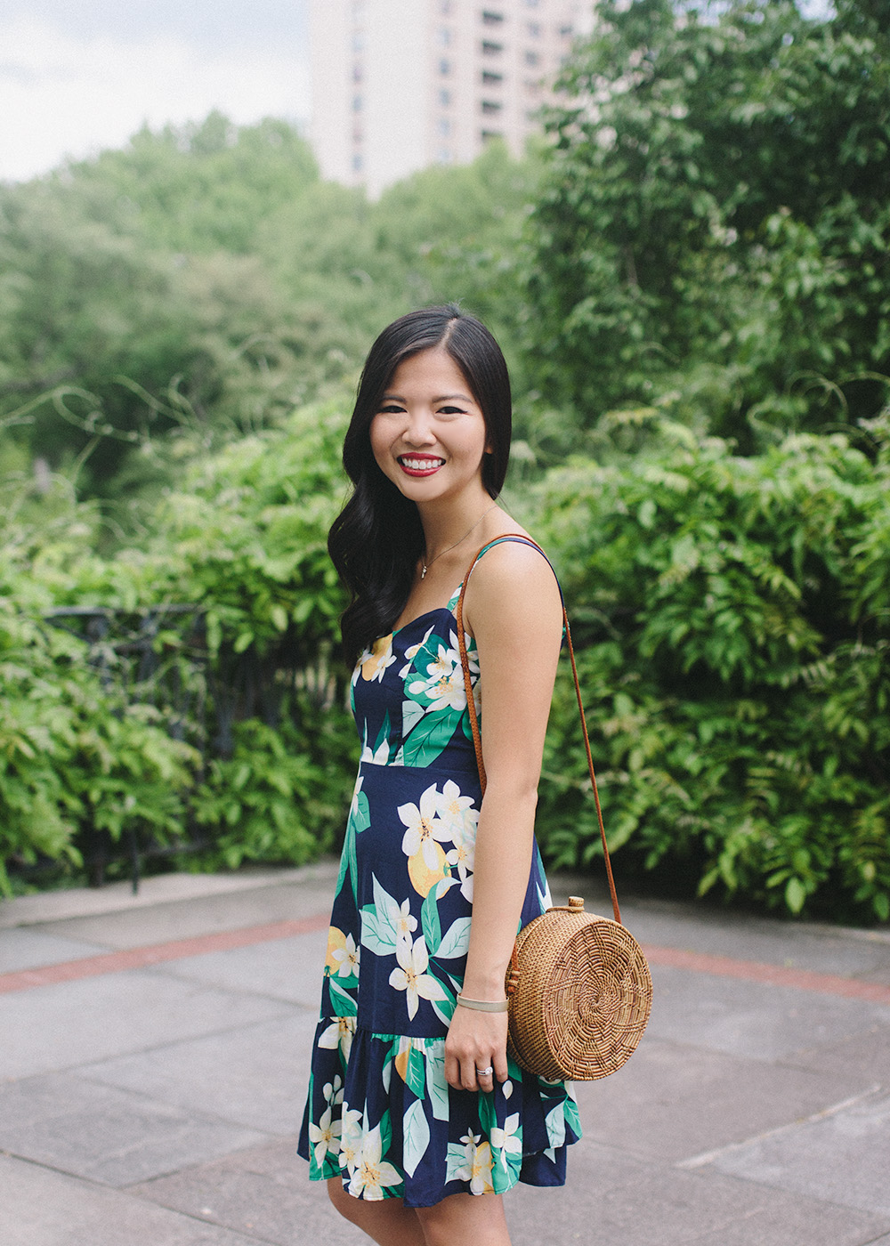 Summer Style Inspiration / Navy Floral Dress