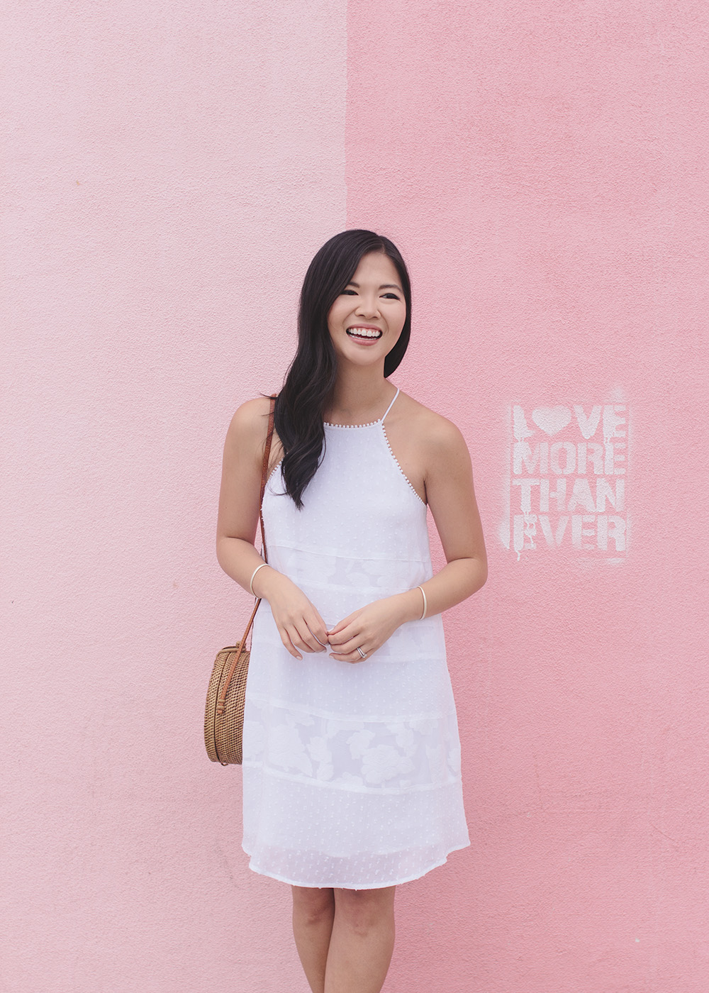 Summer Style Inspiration / White Swing Dress & Straw Circle Bag
