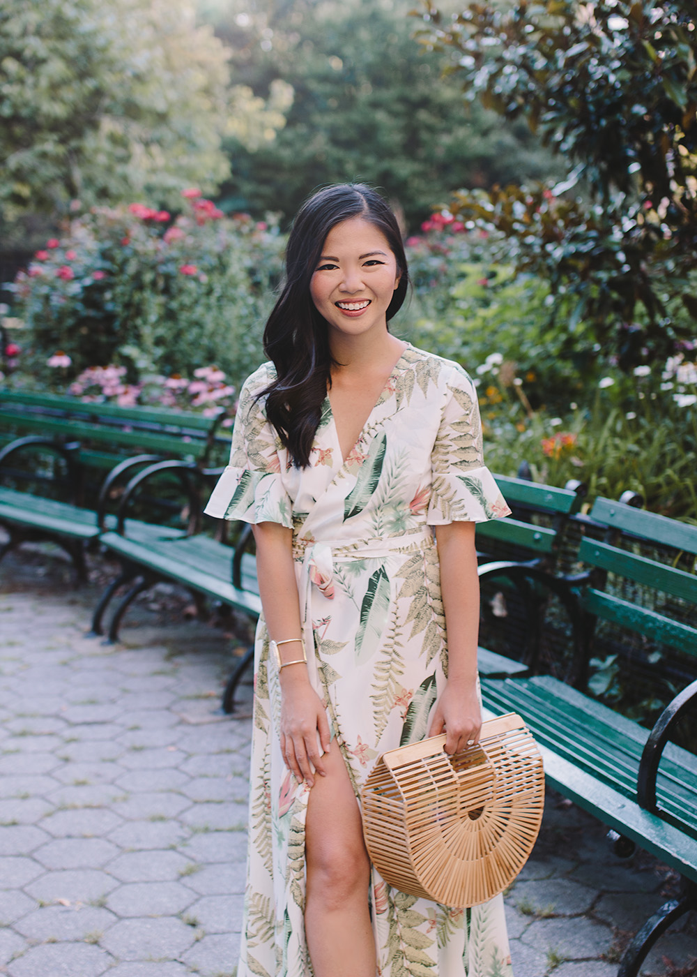 Summer Style / Tropical Floral Print Wrap Dress