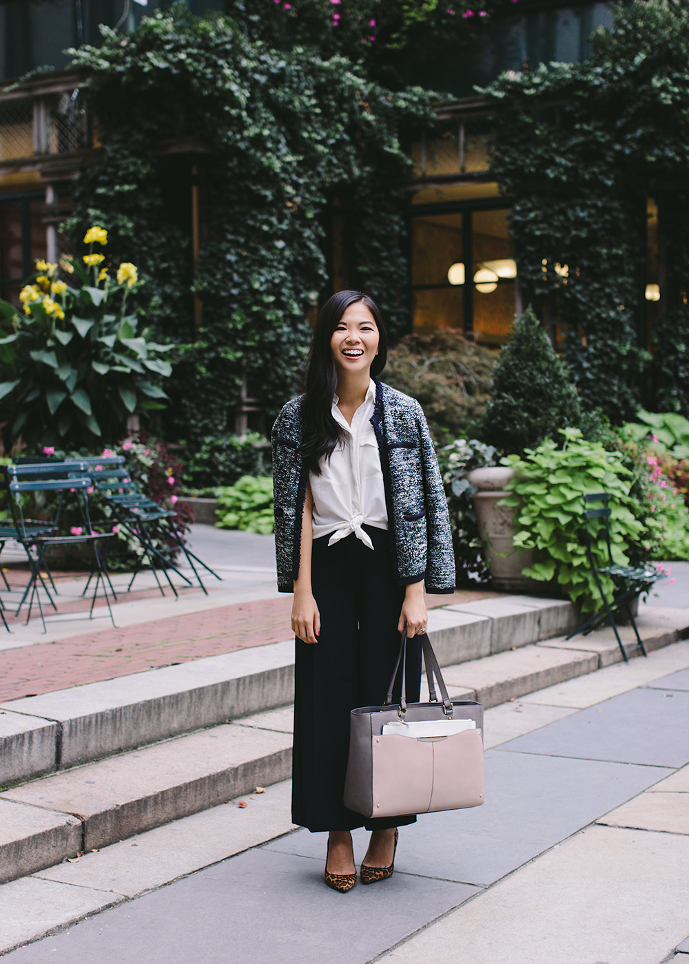 What to Wear to Work in the Fall / Wide Leg Pants & Tweed Jacket
