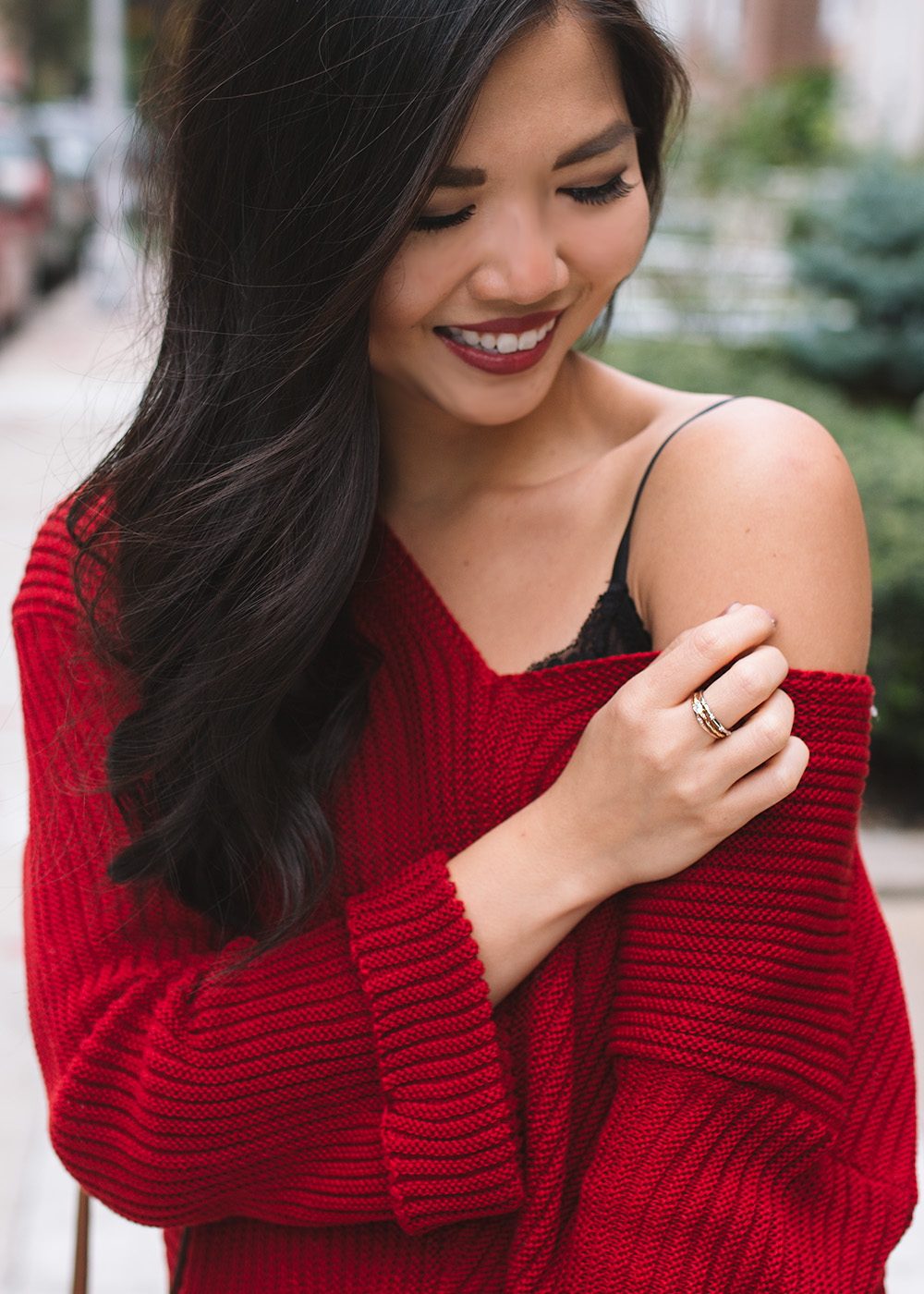 Fall Style / Slouchy Sweater & Ripped Jeans