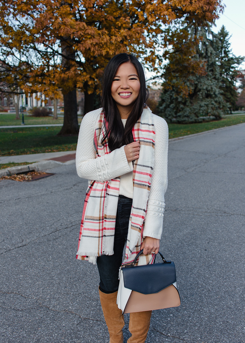 Fall Outfit Idea / Cream Textured Sweater & Plaid Scarf
