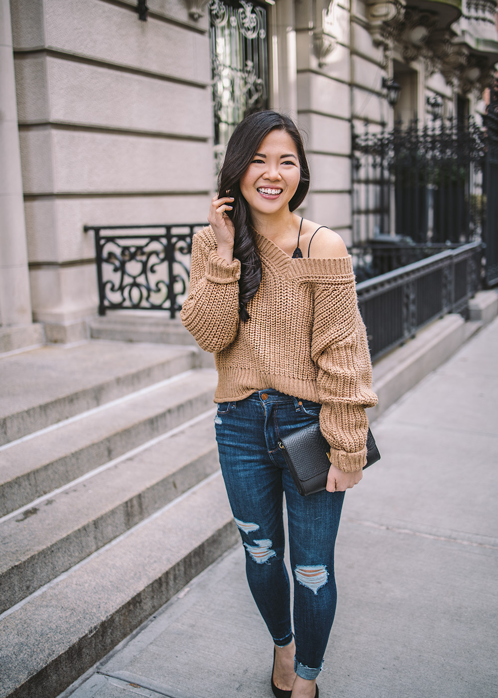 Neutral Winter Outfit / Camel Chunky Knit Sweater