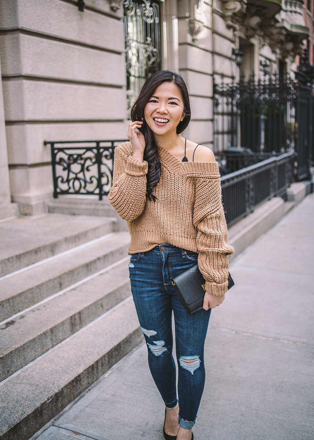 Neutral Winter Outfit / Camel Chunky Knit Sweater