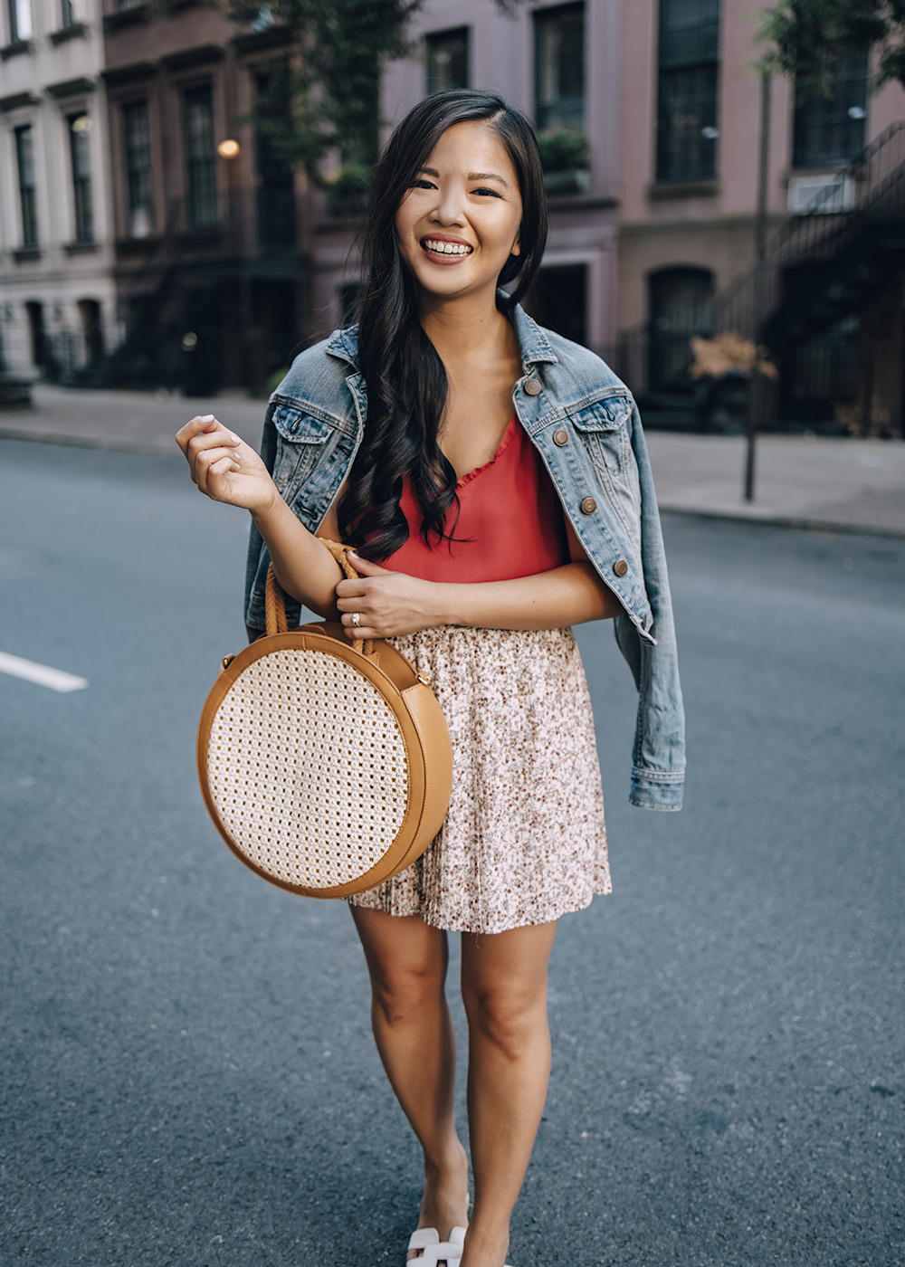 Casual Summer Outfit Ideas for Women: Denim Jacket & Floral Shorts