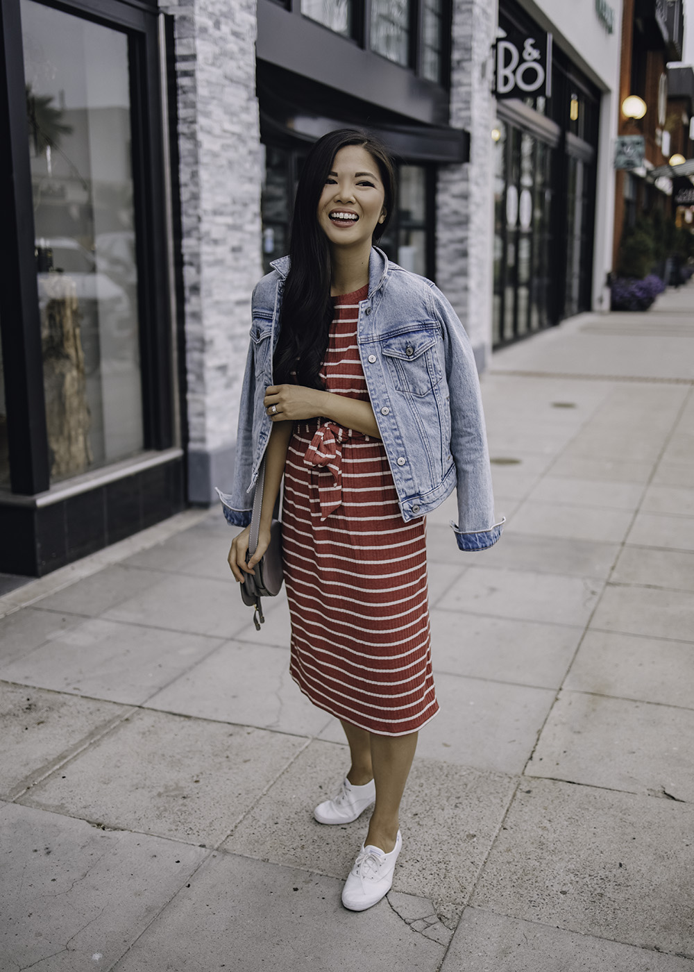 Casual Summer Outfit for Women: Striped T-Shirt Dress & Denim Jacket