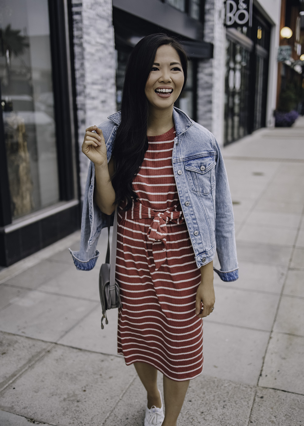 Casual Summer Outfit for Women: Striped T-Shirt Dress & Denim Jacket
